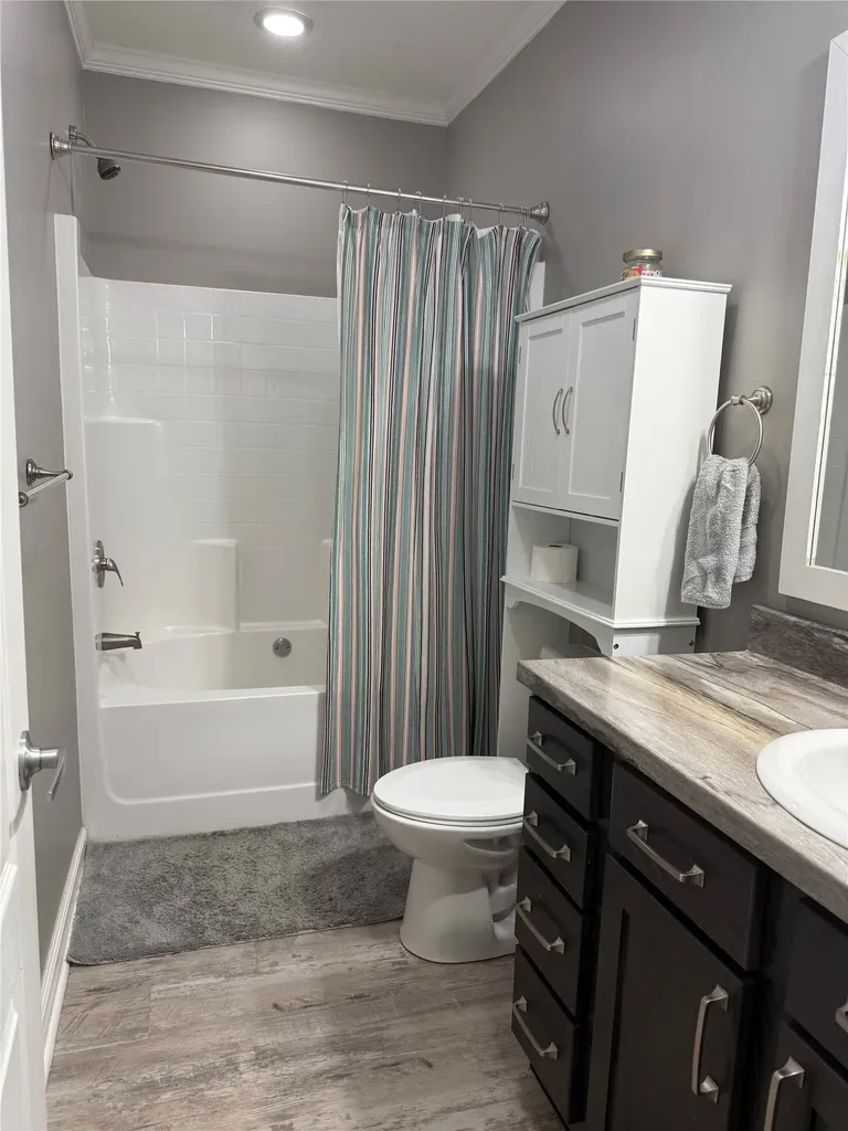 680 E 4th Street Rusk TX 75785