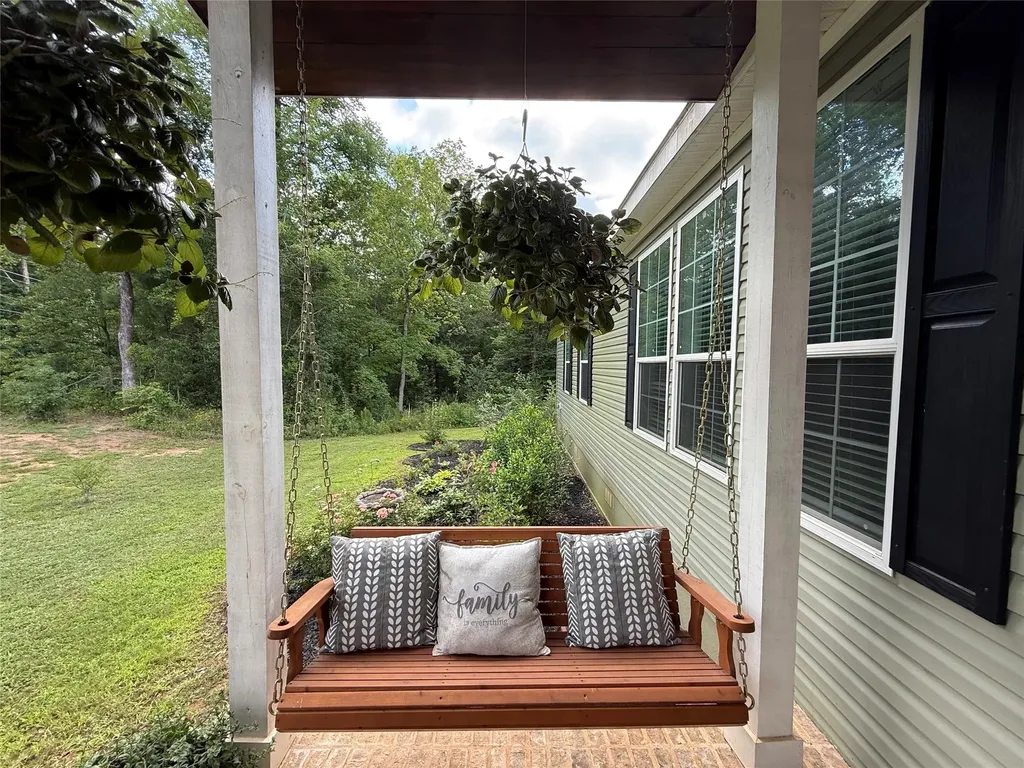 680 E 4th Street Rusk TX 75785