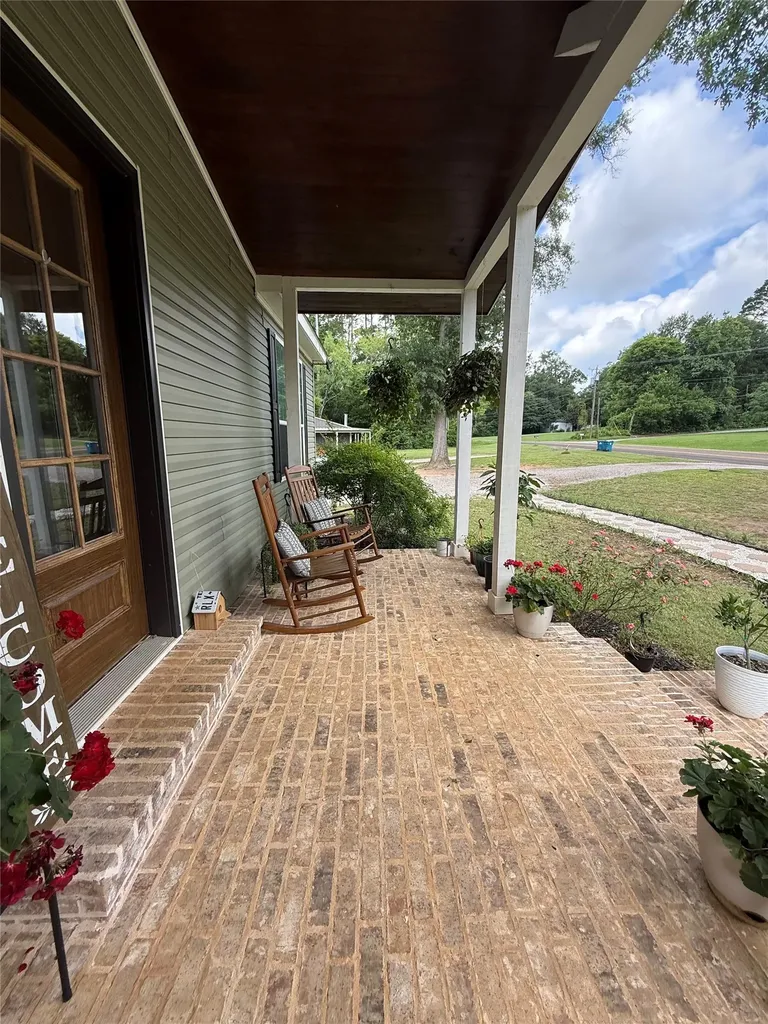 680 E 4th Street Rusk TX 75785