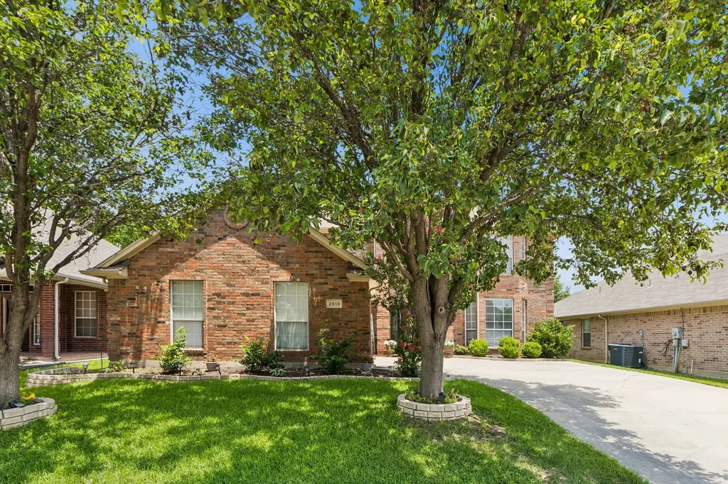 2813 Flint Rock Drive Fort Worth TX 76131