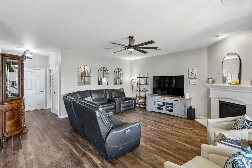 2813 Flint Rock Drive Fort Worth TX 76131