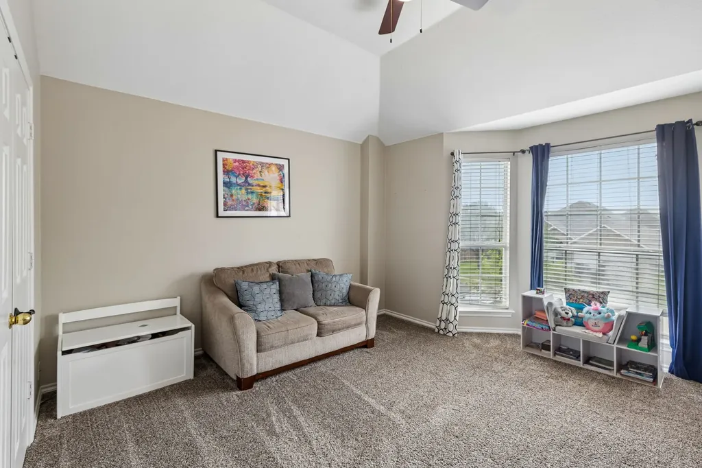 2813 Flint Rock Drive Fort Worth TX 76131
