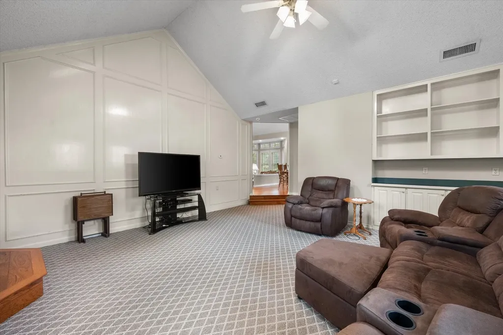 705 Kyle Drive Arlington TX 76011