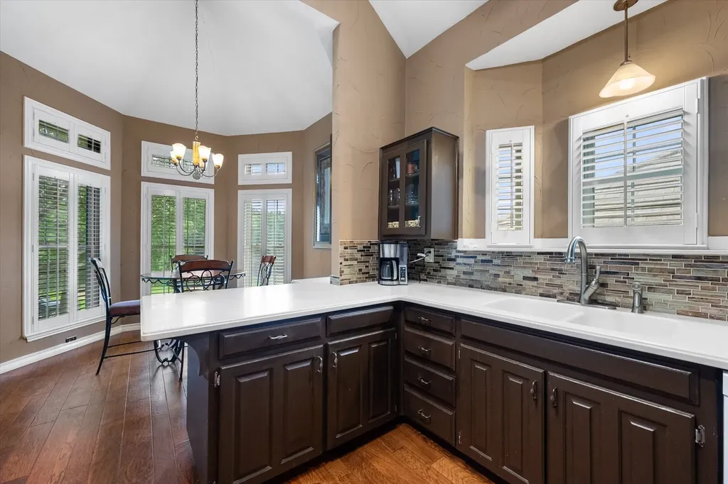 705 Kyle Drive Arlington TX 76011