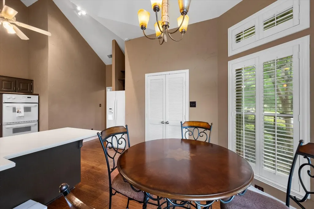 705 Kyle Drive Arlington TX 76011