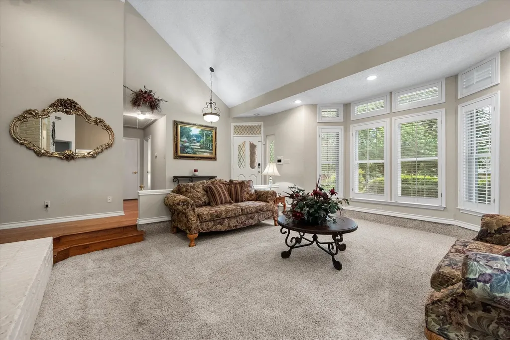 705 Kyle Drive Arlington TX 76011