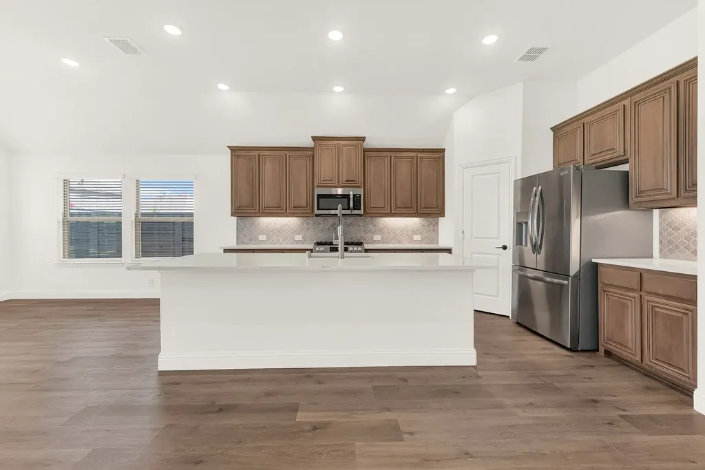7312 Iris Road Aubrey TX 76227