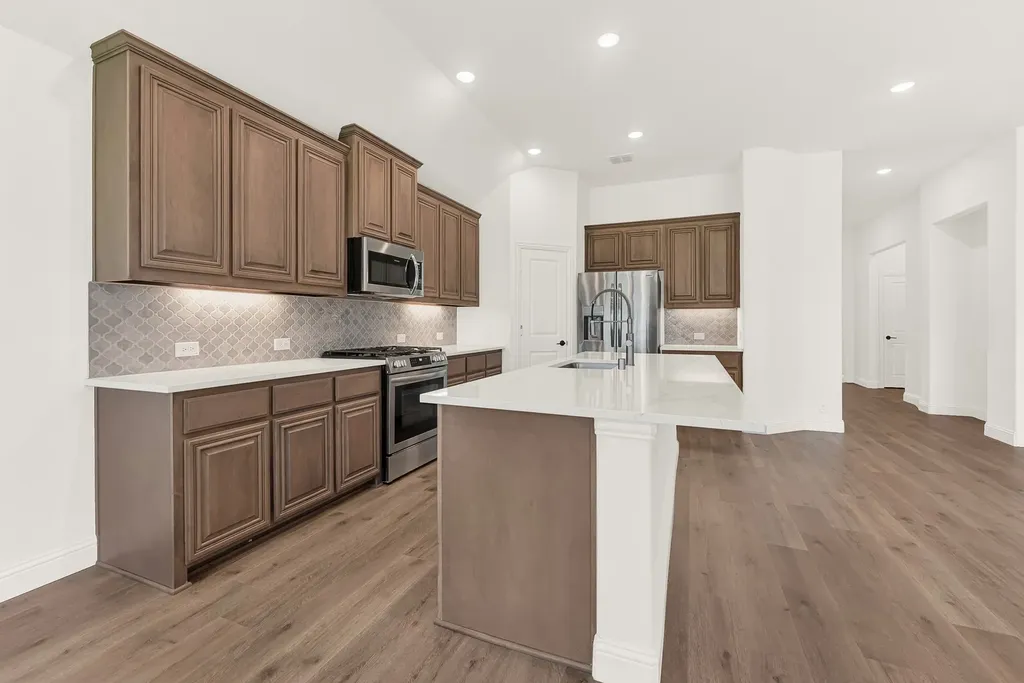 7312 Iris Road Aubrey TX 76227