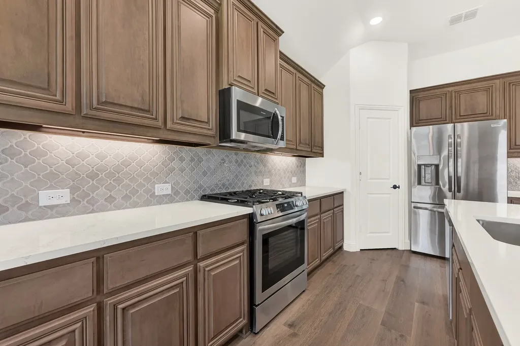 7312 Iris Road Aubrey TX 76227
