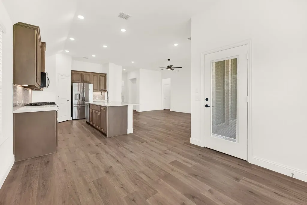 7312 Iris Road Aubrey TX 76227