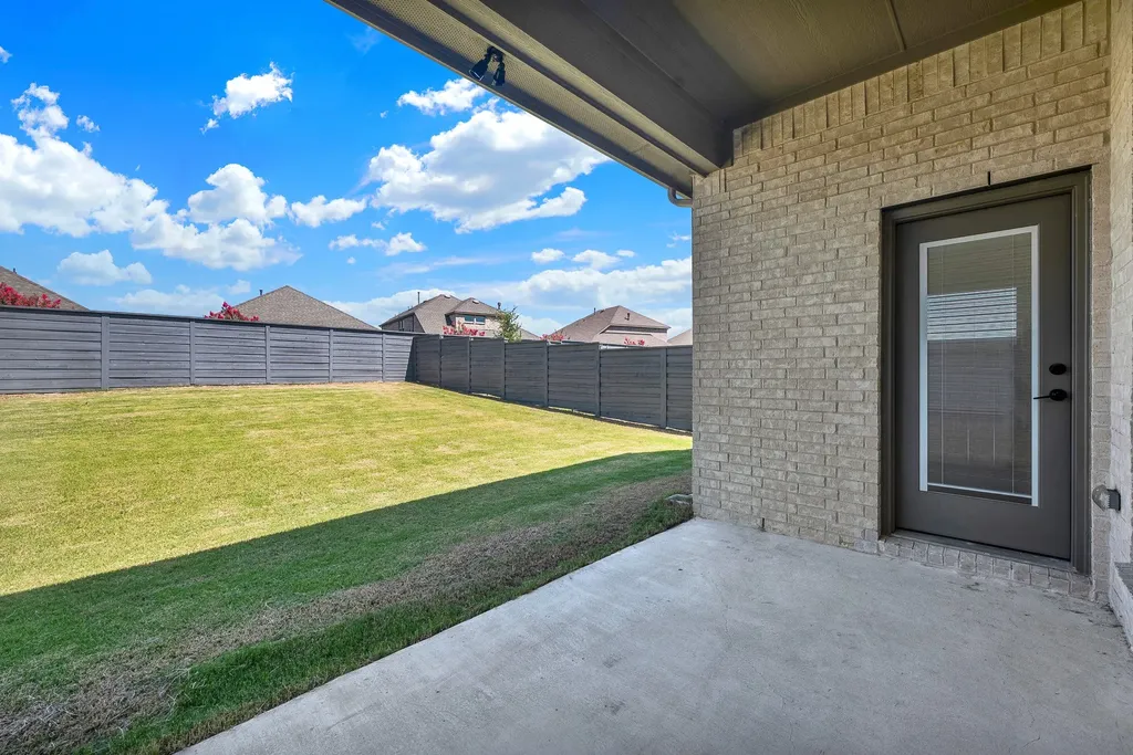 7312 Iris Road Aubrey TX 76227