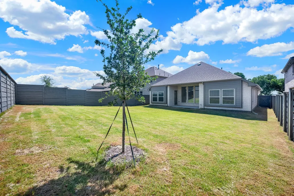 7312 Iris Road Aubrey TX 76227