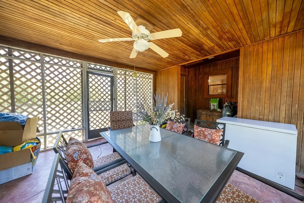 414 W Roberts Street Gorman TX 76454