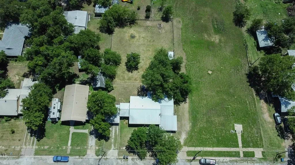 414 W Roberts Street Gorman TX 76454
