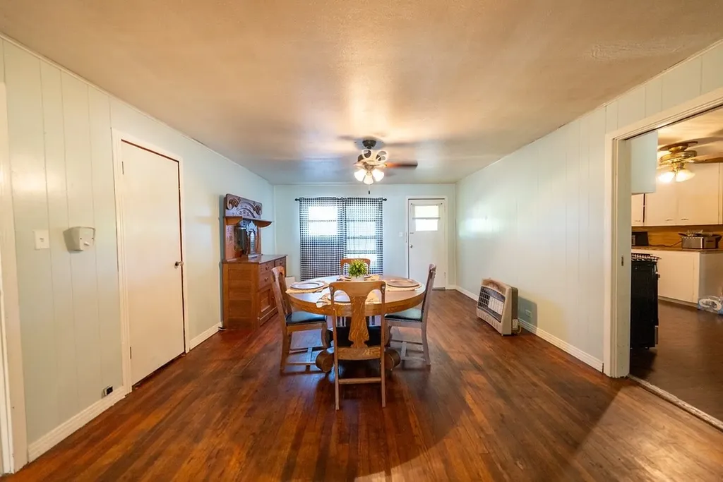 414 W Roberts Street Gorman TX 76454