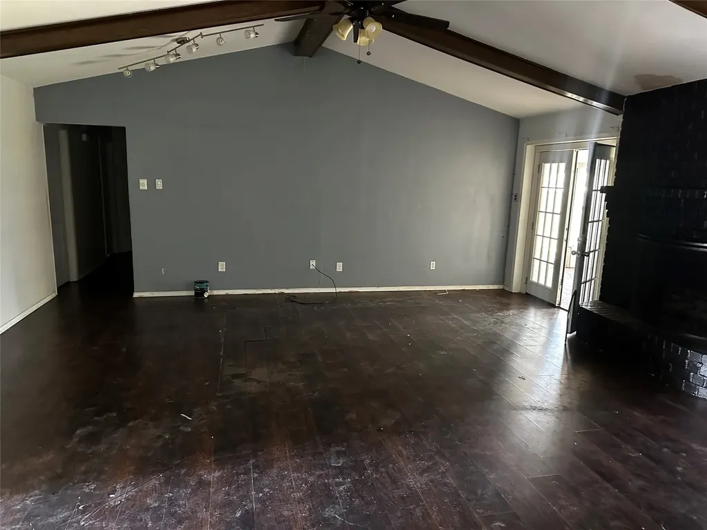 208 Connie Drive Desoto TX 75115