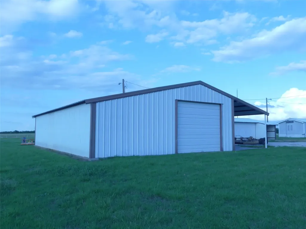 644 Macs Grocery Road Bowie TX 76230