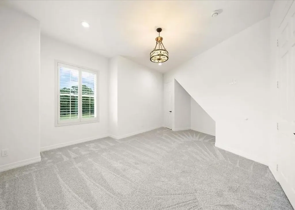 2108 W Sherman Drive Aubrey TX 76227