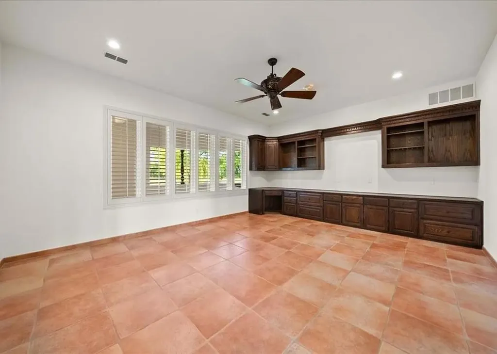 2108 W Sherman Drive Aubrey TX 76227