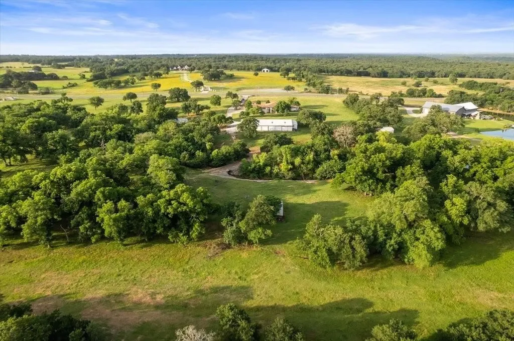2108 W Sherman Drive Aubrey TX 76227