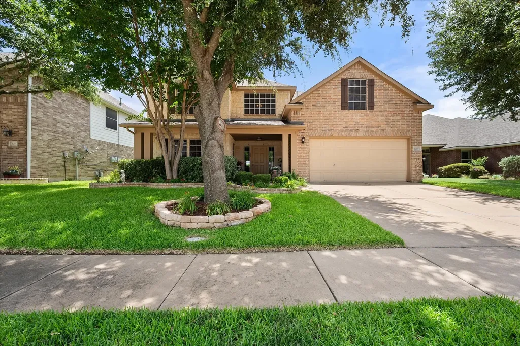 2739 Ferdinand Grand Prairie TX 75054