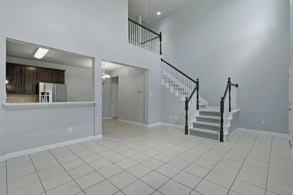 2202 Sandshell Street Bedford TX 76021