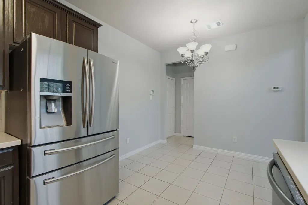 2202 Sandshell Street Bedford TX 76021