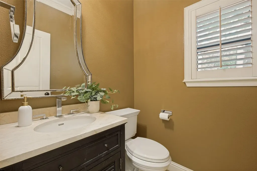 4390 Cochran Chapel Circle Dallas TX 75209