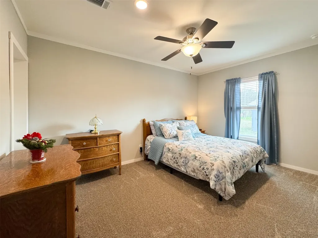 260 County Road 154 Gainesville TX 76240