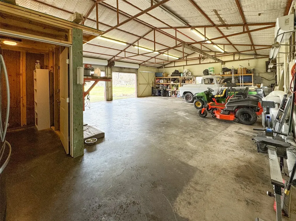 260 County Road 154 Gainesville TX 76240