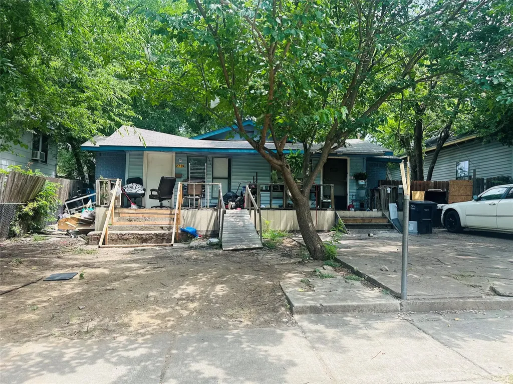 2719 Wilkinson Avenue Fort Worth TX 76103