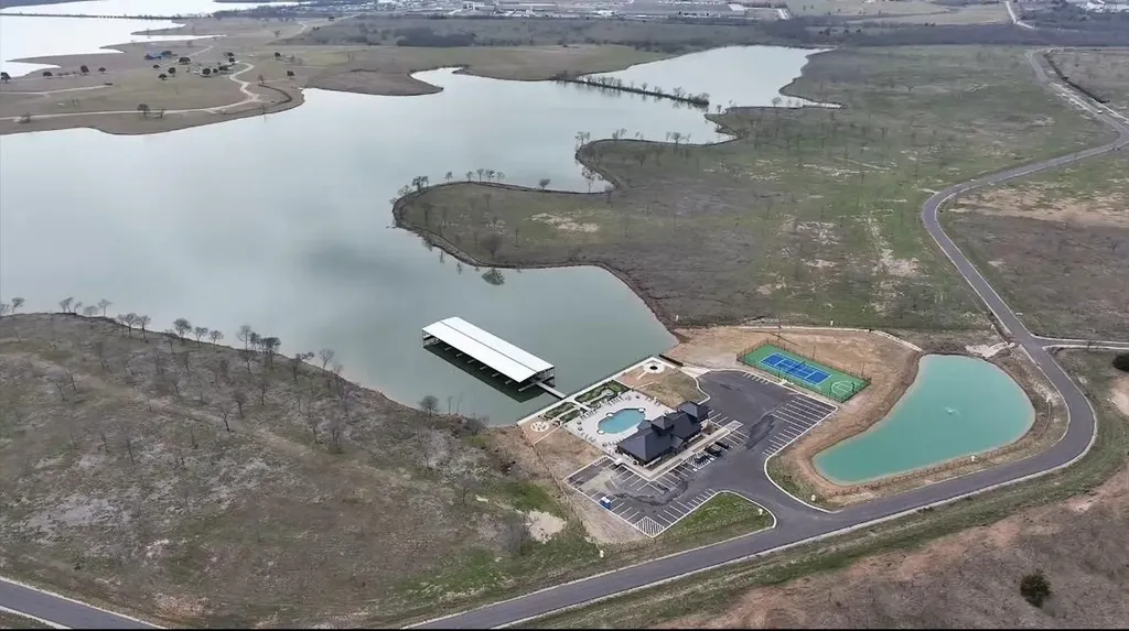 Lot 31 Waterfront Club Corsicana TX 75110