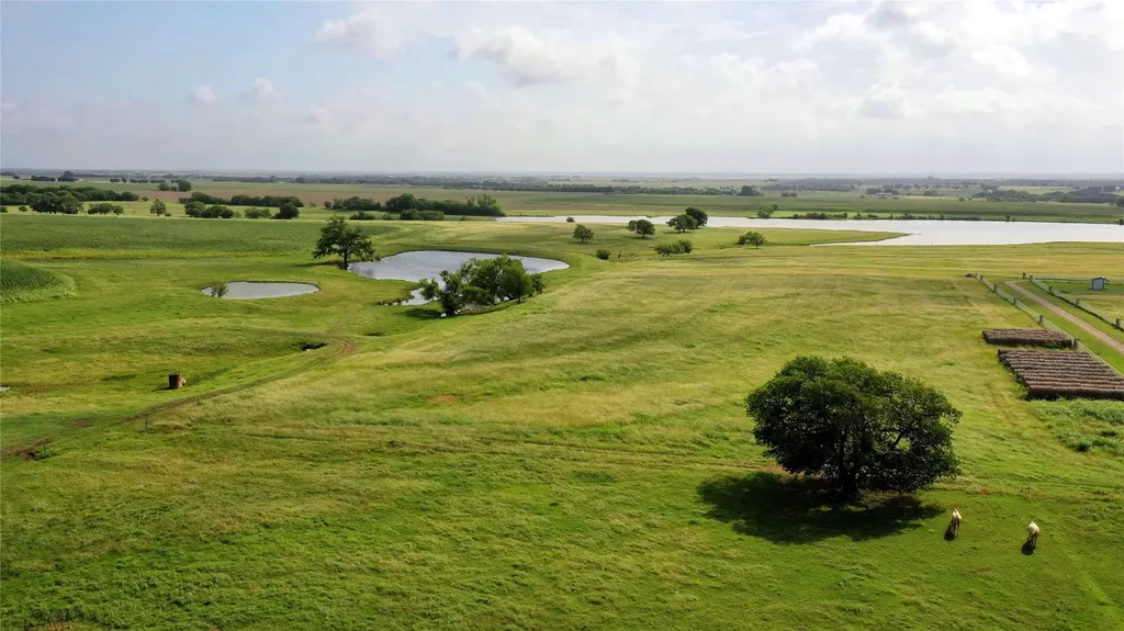 173 Hcr 1341 Hillsboro TX 76645