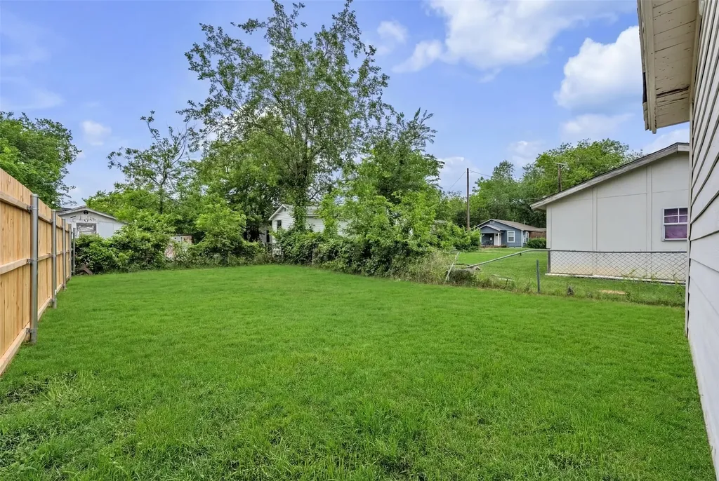 601 Pearson Avenue Mckinney TX 75069