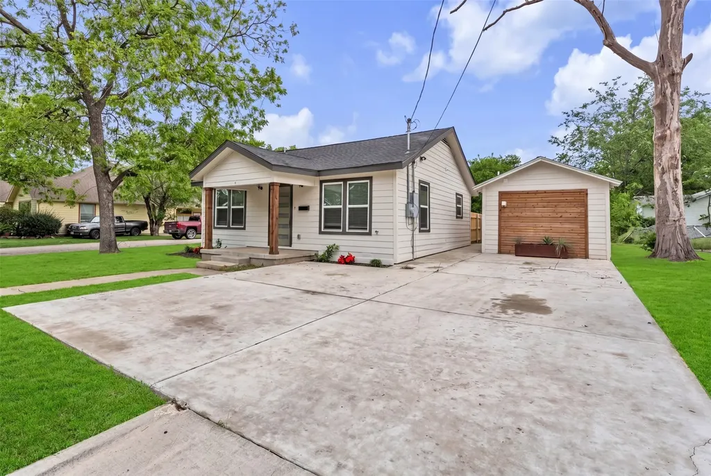 601 Pearson Avenue Mckinney TX 75069