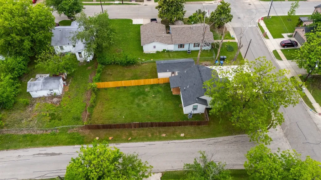 601 Pearson Avenue Mckinney TX 75069