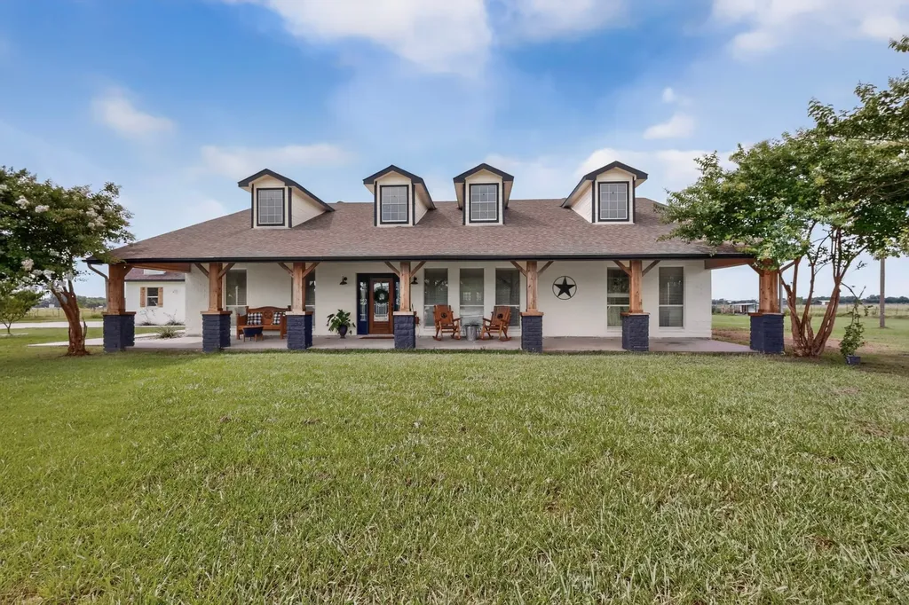 4689 County Road 2720 Caddo Mills TX 75135