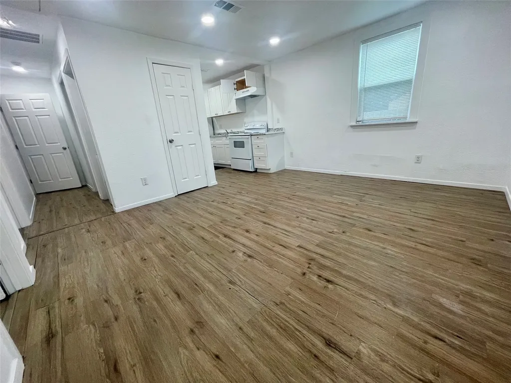 1733 Greenfield Avenue Fort Worth TX 76102