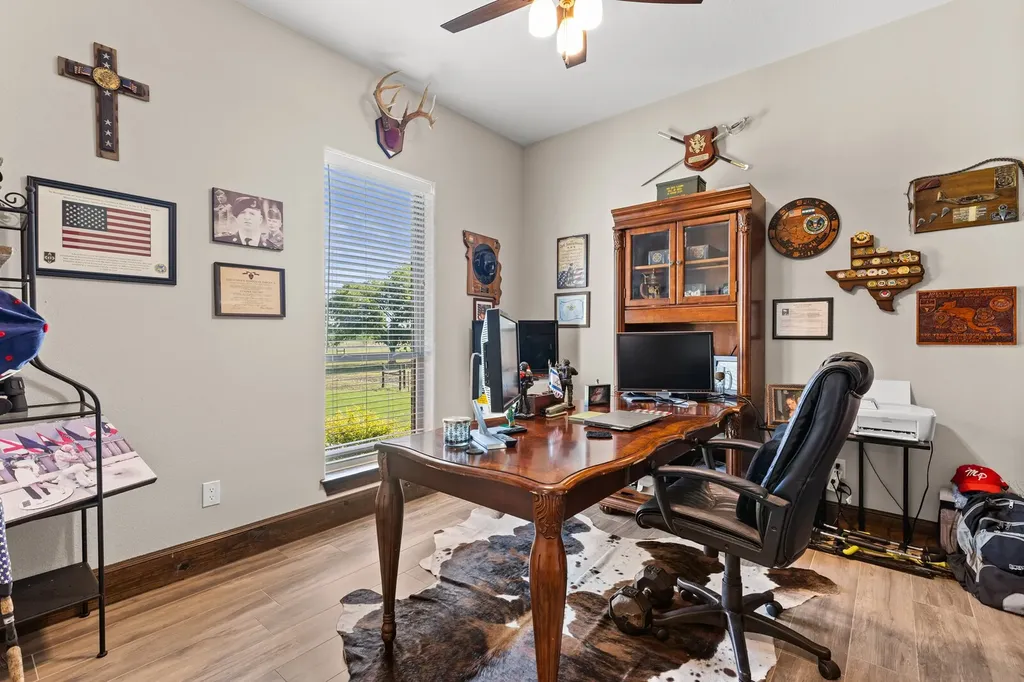 723 W Lee Avenue Whitney TX 76692