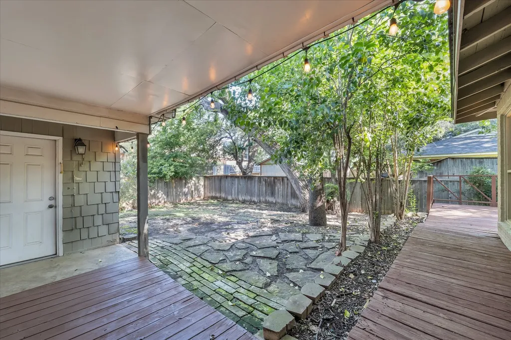 2500 N 42nd Street Waco TX 76710