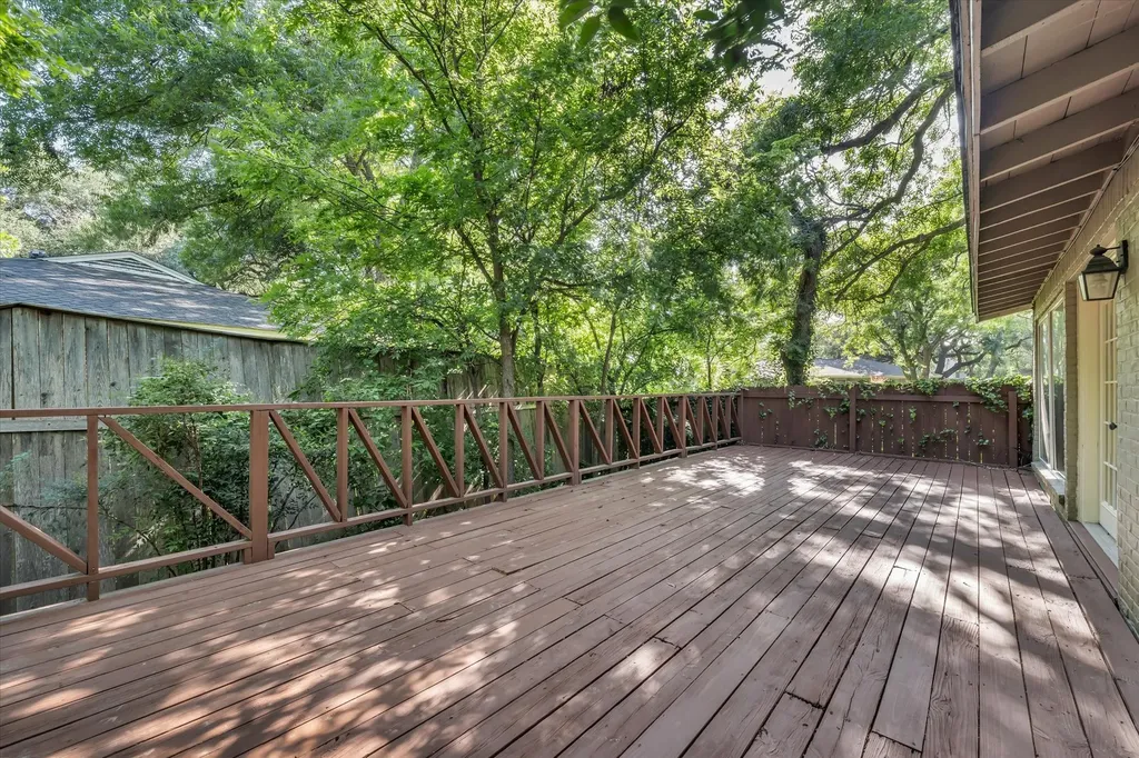 2500 N 42nd Street Waco TX 76710
