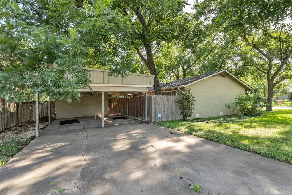 2500 N 42nd Street Waco TX 76710