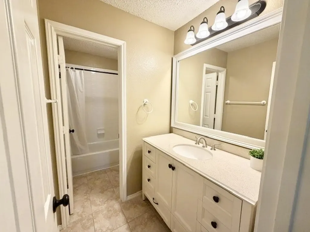 2010 Westbury Lane Allen TX 75013