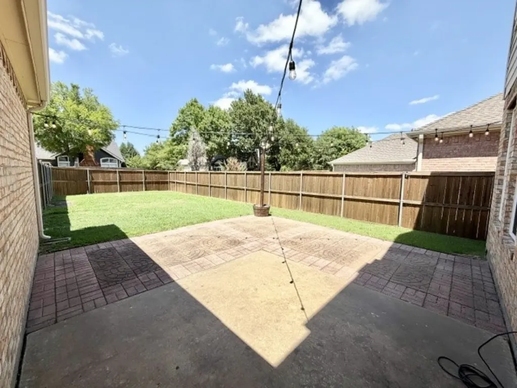 2010 Westbury Lane Allen TX 75013