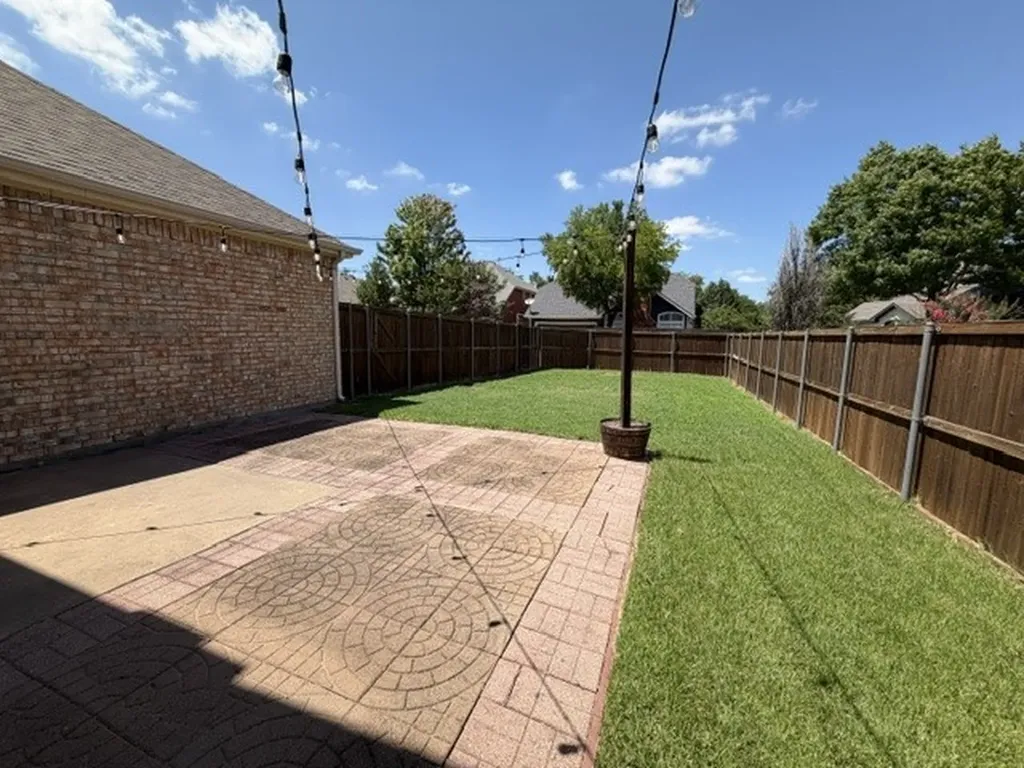 2010 Westbury Lane Allen TX 75013