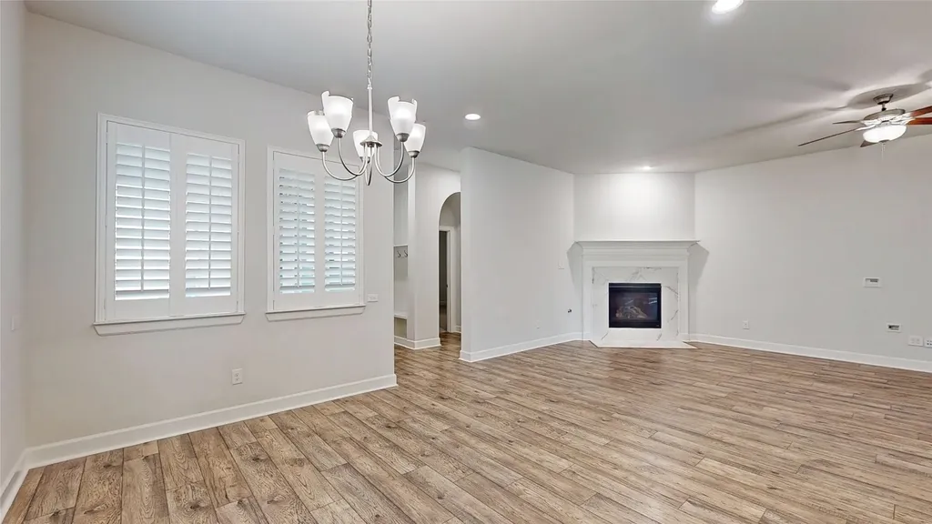 4502 Sapphire Falls Way Arlington TX 76005