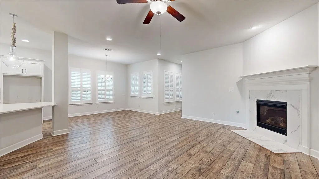 4502 Sapphire Falls Way Arlington TX 76005