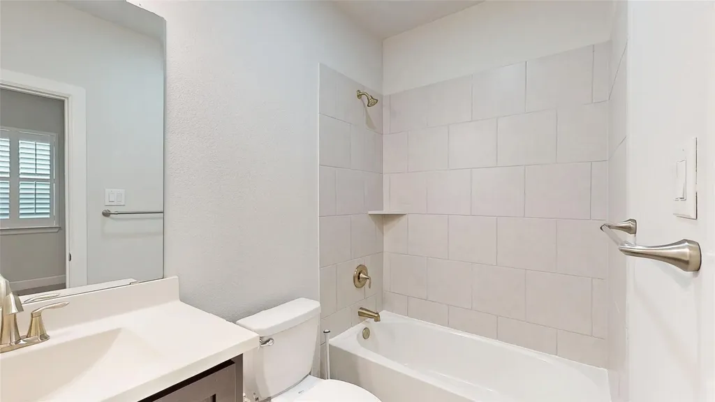 4502 Sapphire Falls Way Arlington TX 76005