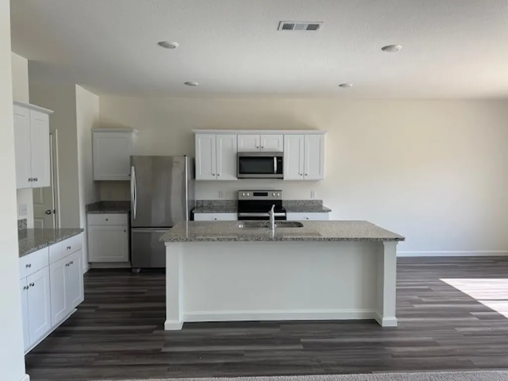 1609 Washington Street Princeton TX 75407