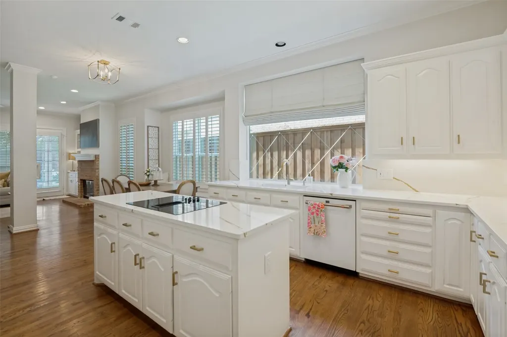 3004 Harkness Drive Plano TX 75093